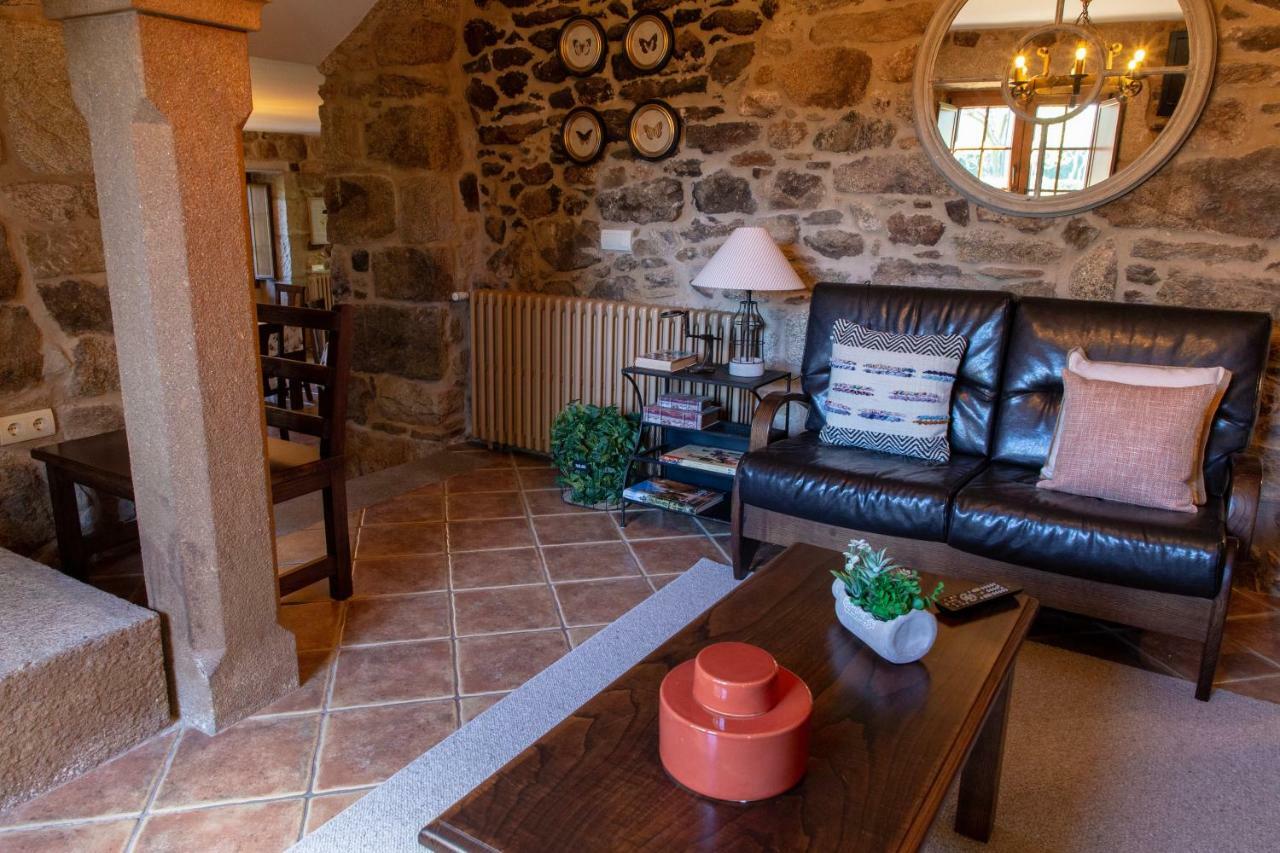 Casa Rural As Bentinas Milladoiro Exteriör bild