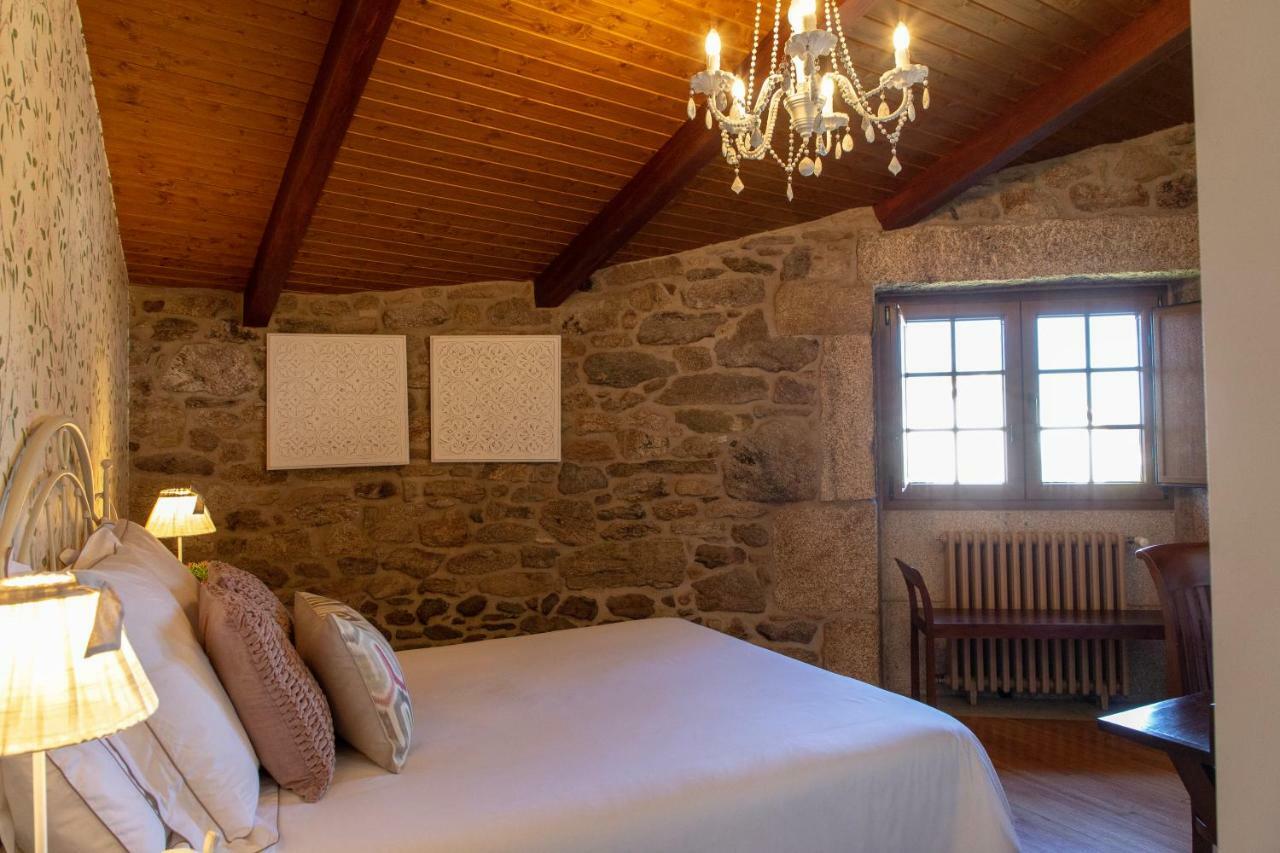 Casa Rural As Bentinas Milladoiro Exteriör bild
