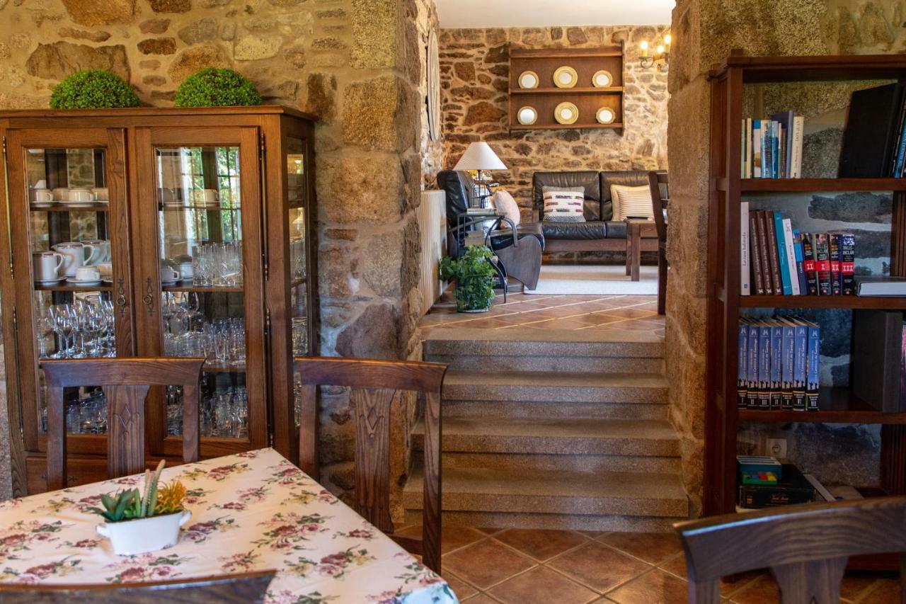 Casa Rural As Bentinas Milladoiro Exteriör bild